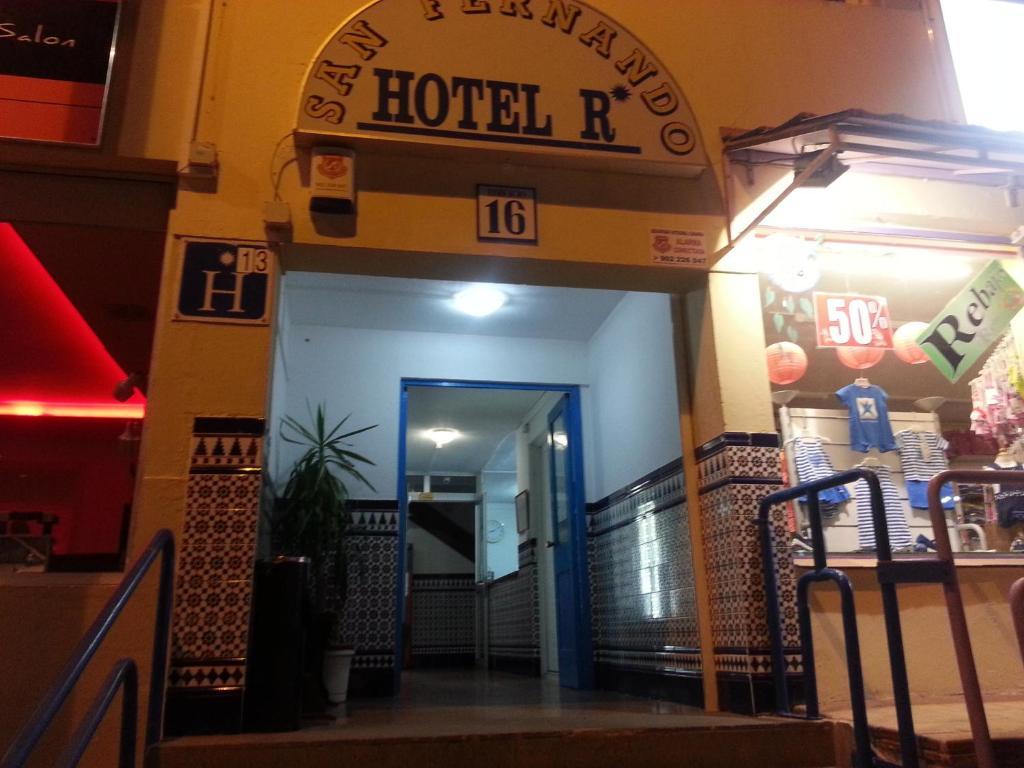 Hostal Casa De Huespedes San Fernando - Adults Only بلايا ديل إنغلز المظهر الخارجي الصورة